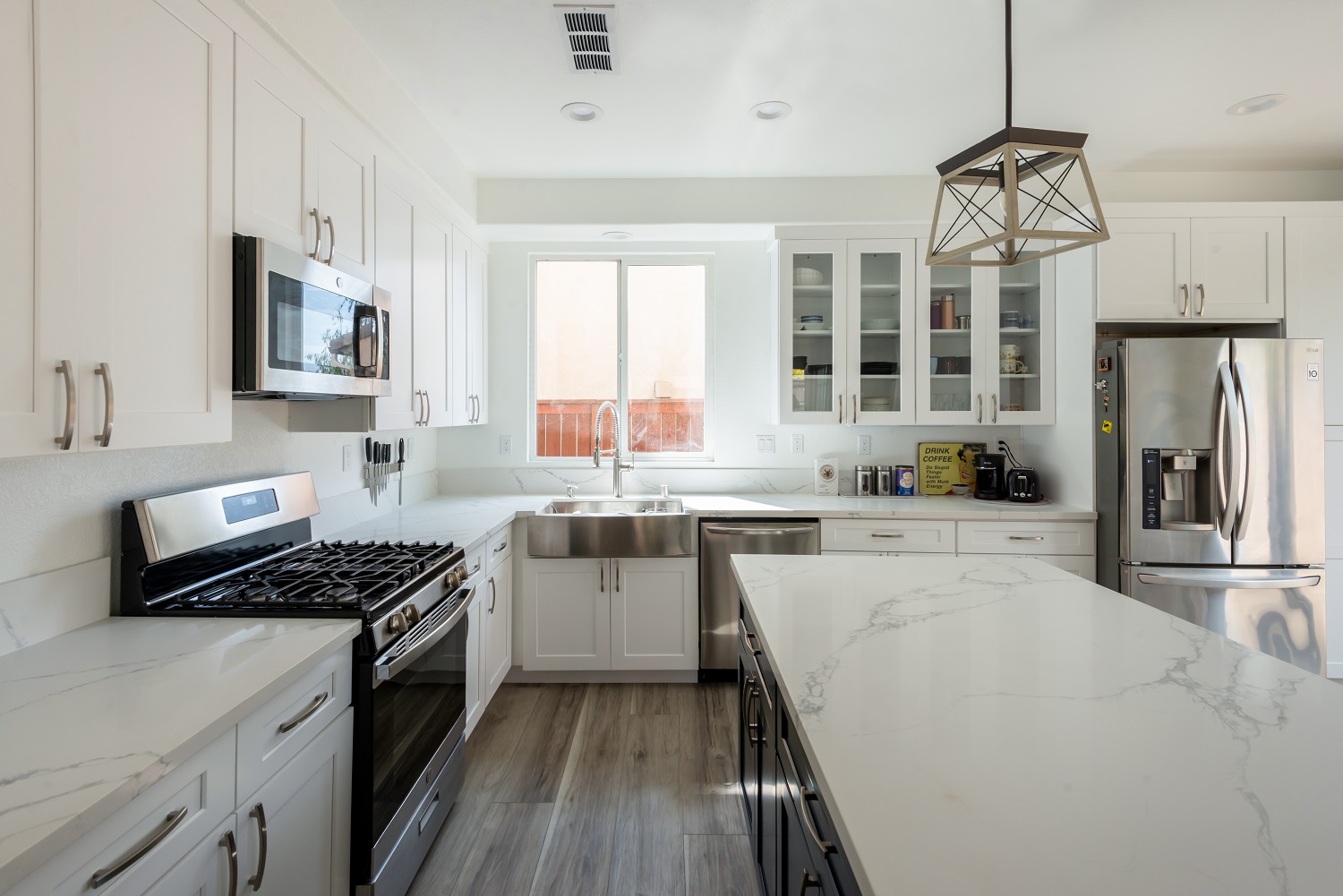 Kitchen Cabinets replacement service in San Diego